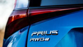 2019 Toyota Prius AWD-e badge