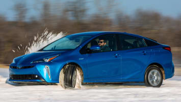 2019 Toyota Prius AWD-e