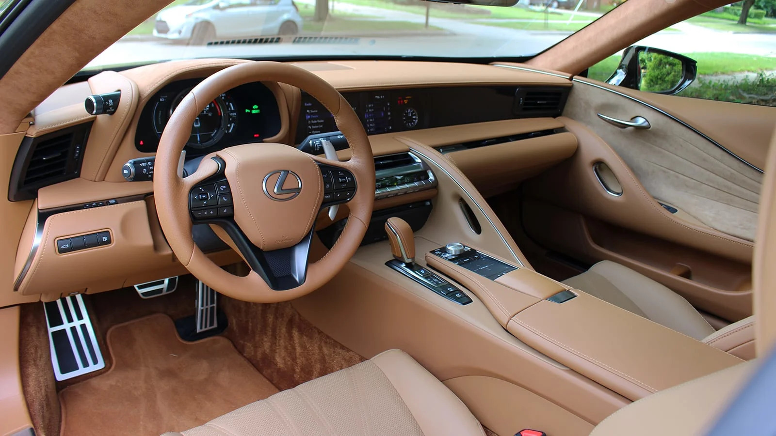 2022 Lexus LC 500h interior