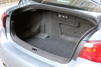 2014 Infiniti Q50 trunk