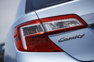 2012 Toyota Camry Hybrid taillights