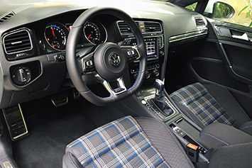 2016 Volkswagen Golf GTE