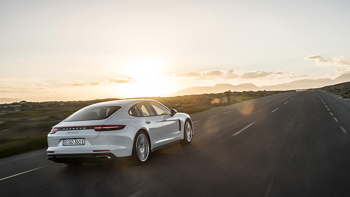 2018 Porsche Panamera 4 E-Hybrid