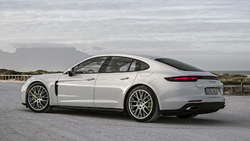 2018 Porsche Panamera 4 E-Hybrid